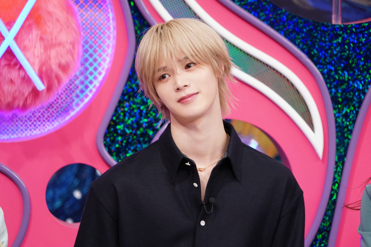 A moment captured by K (&TEAM)'s fan