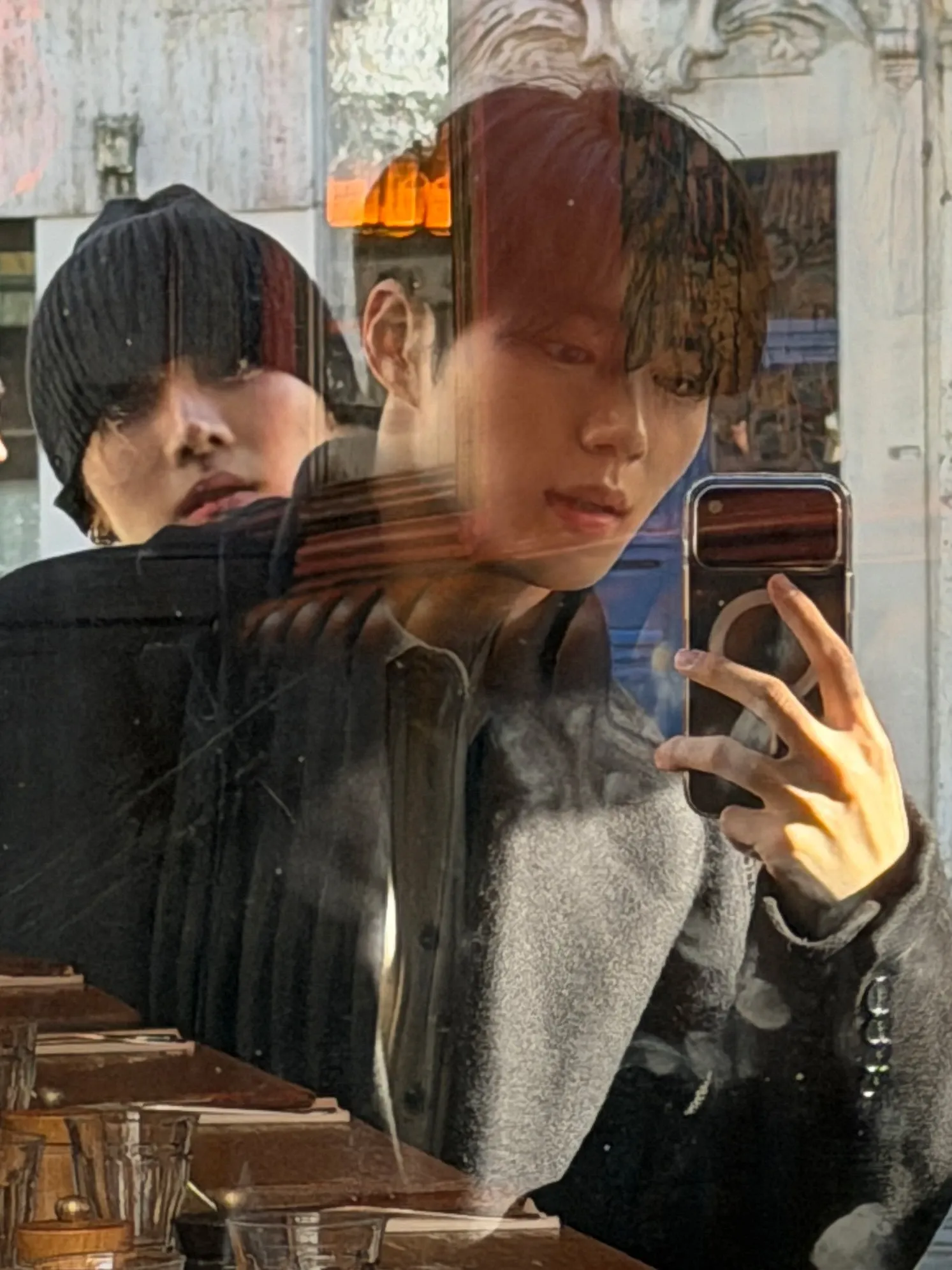 Behind-the-scenes cut of Kim Junseo (ALPHA DRIVE ONE)