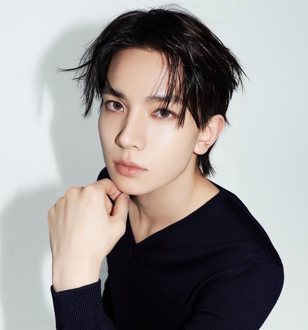 ヒスンの舞台裏ショット