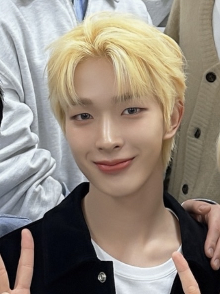 Tomoya (NEXZ)的幕后花絮