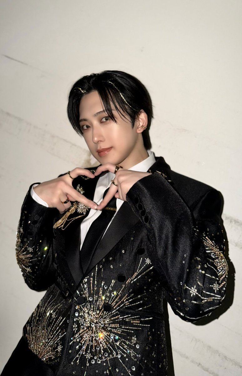 Foto aktivitas terbaru Fuma (&TEAM)