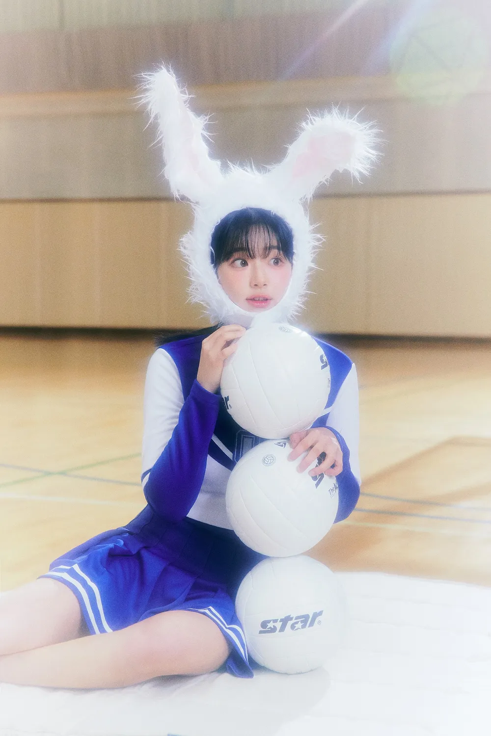 Behind-the-scenes cut of Chodan (QWER)