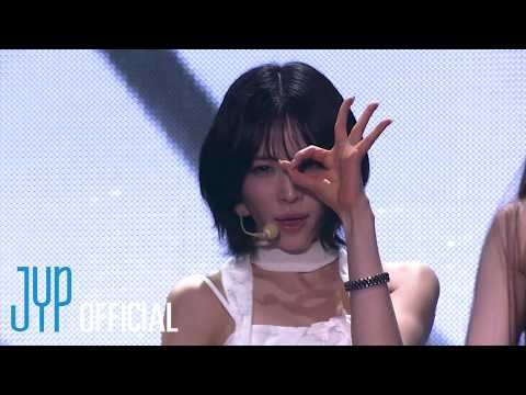 Foto aktivitas terbaru NiziU