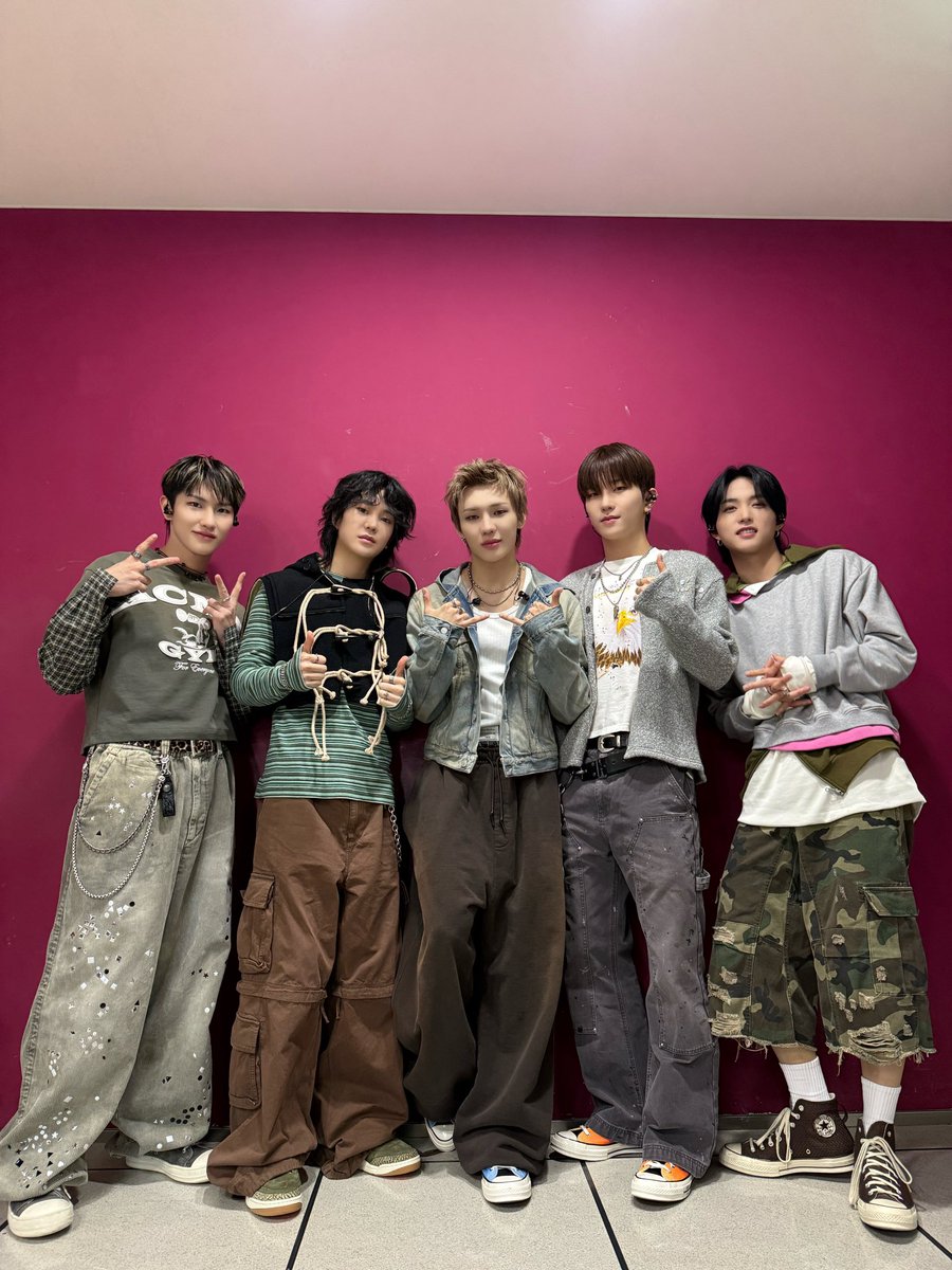 A moment captured by TNX's fan