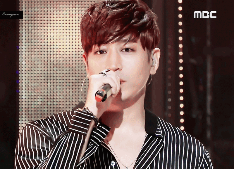 A moment captured by SHINHWA's fan