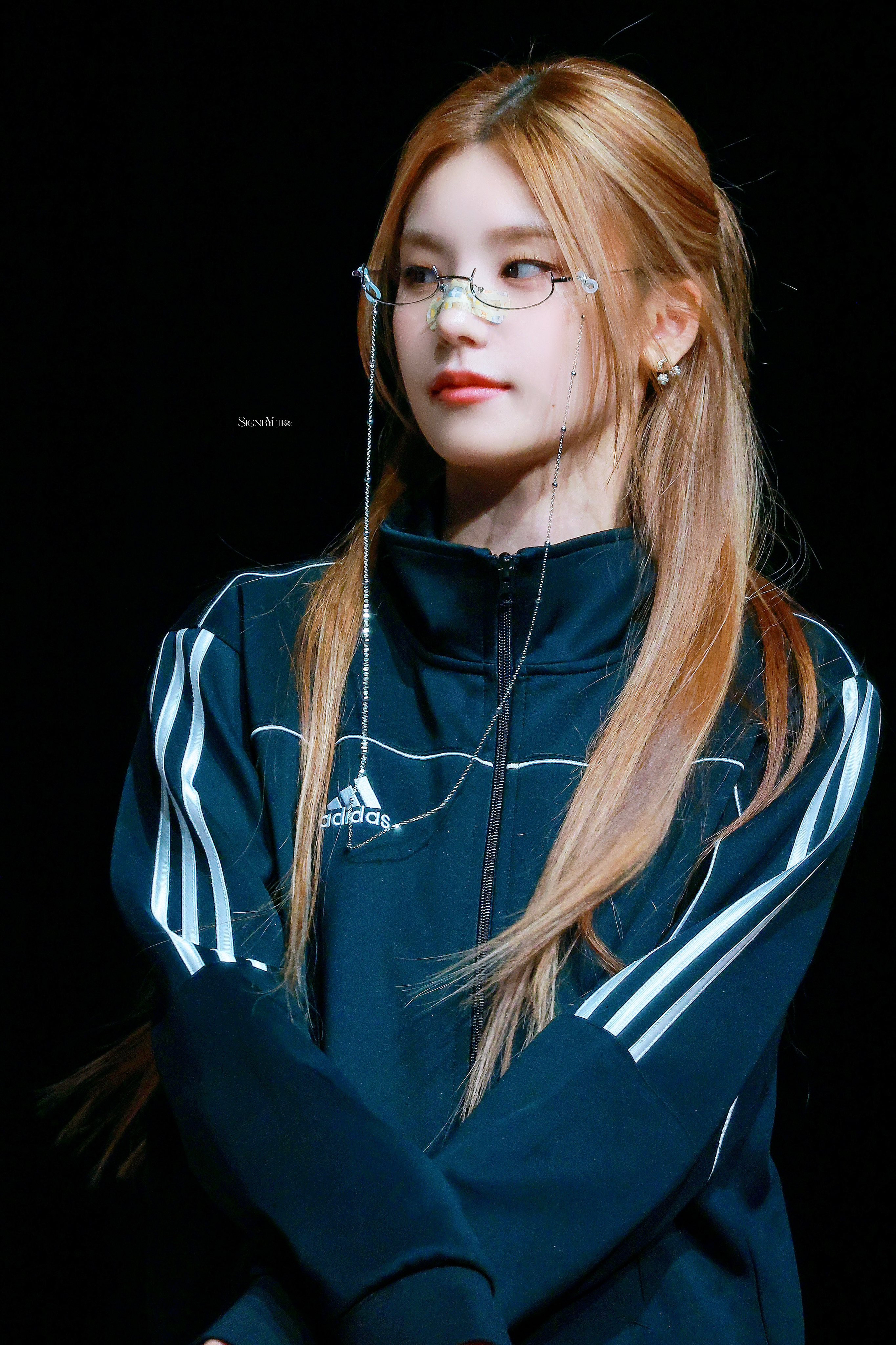 Latest photo of Yeji (ITZY)