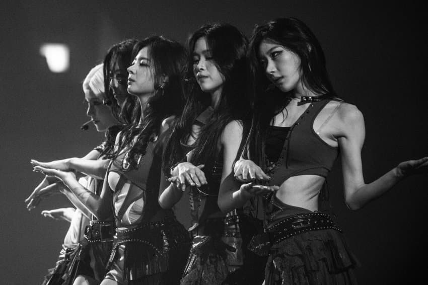 ITZY의 비하인드 컷