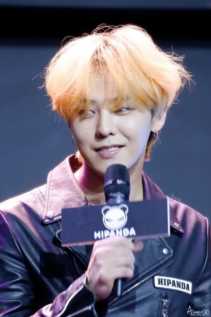 Latest photo of G-DRAGON (BIGBANG)