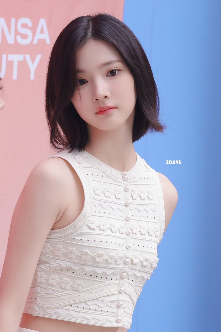 A moment captured by Jiwoo (Hearts2Hearts)'s fan