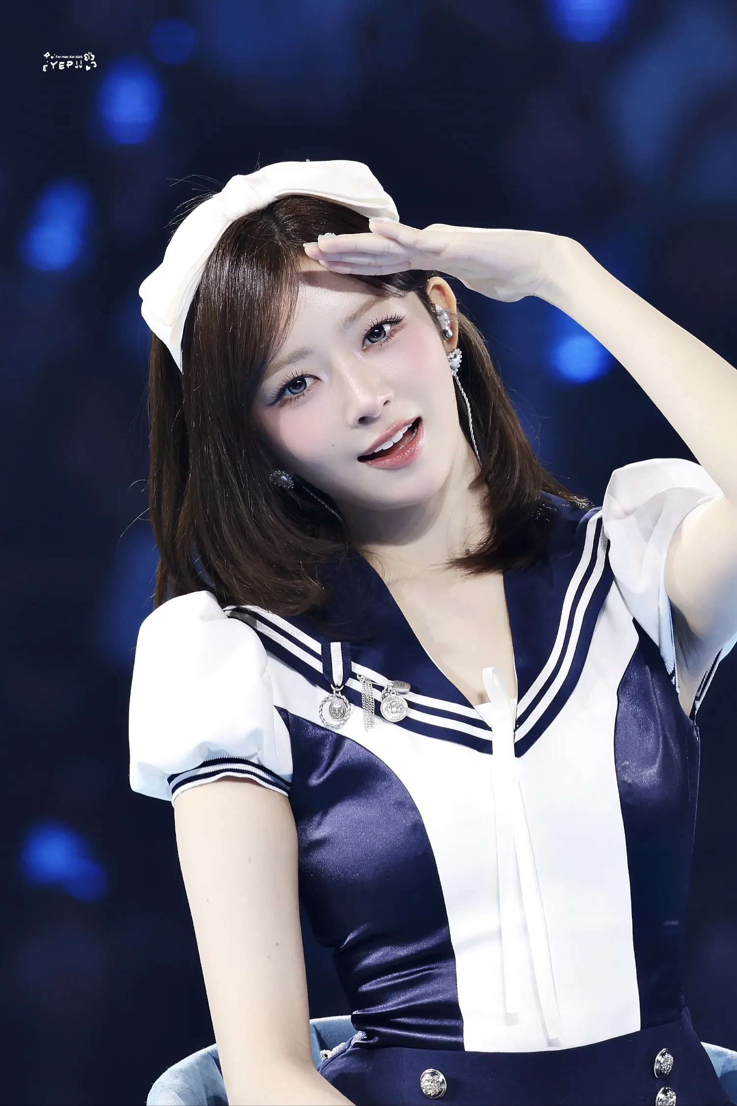 Recent activity shot of Rei (IVE)