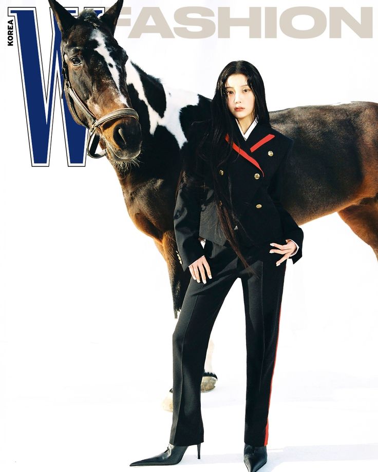 Behind-the-scenes cut of Wonhee (ILLIT)