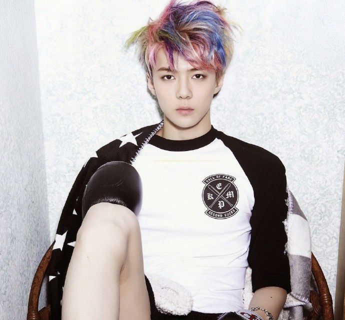 Popular K-POP post loved by fans