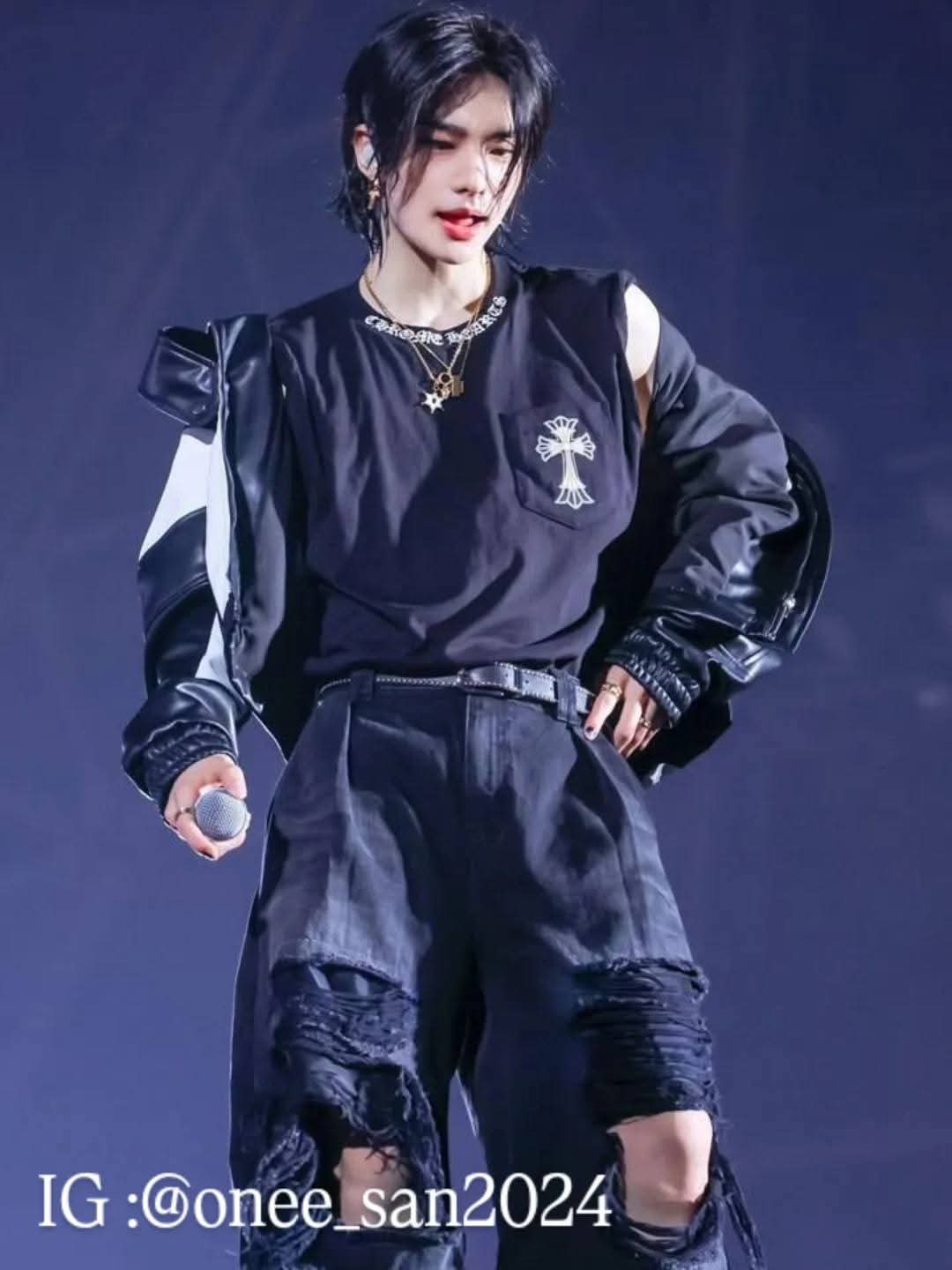 Latest photo of Hyunjin (Stray Kids)