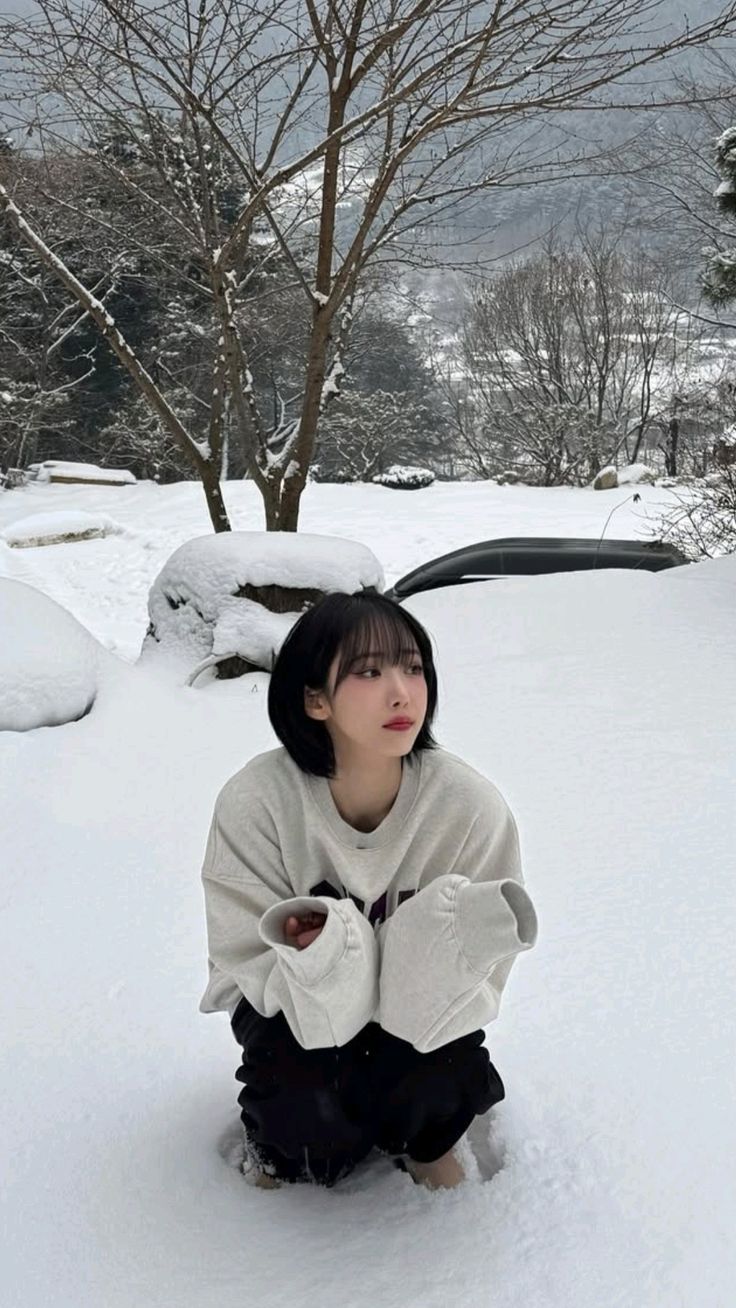 Latest photo of SinB (GFRIEND, VIVIZ)