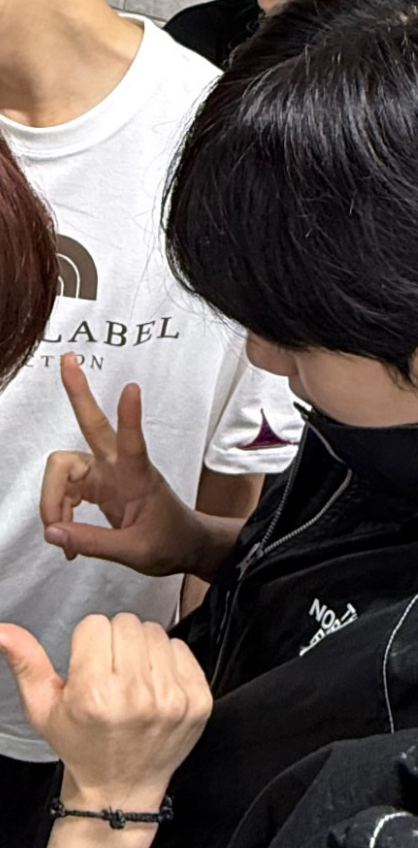 The most beloved wallpaper among Kim Junseo (ALPHA DRIVE ONE)'s fans