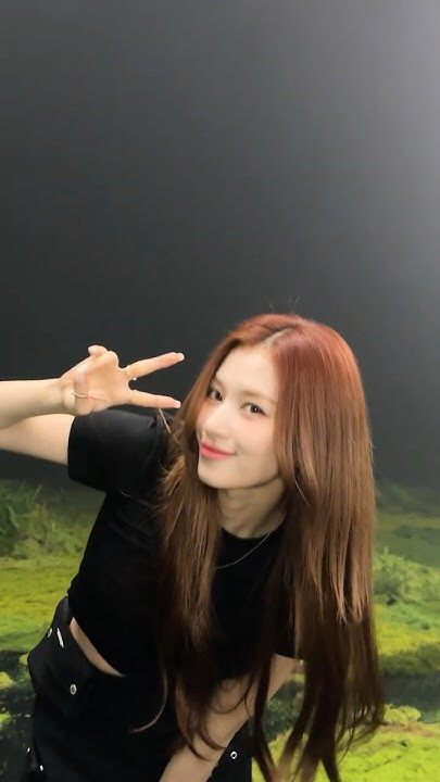 Potret di balik layar TWICE