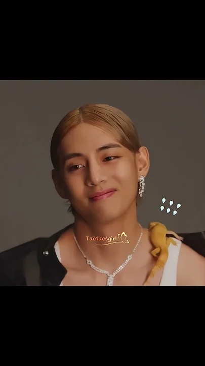 Today's most popular wallpaper in the V (BTS) community