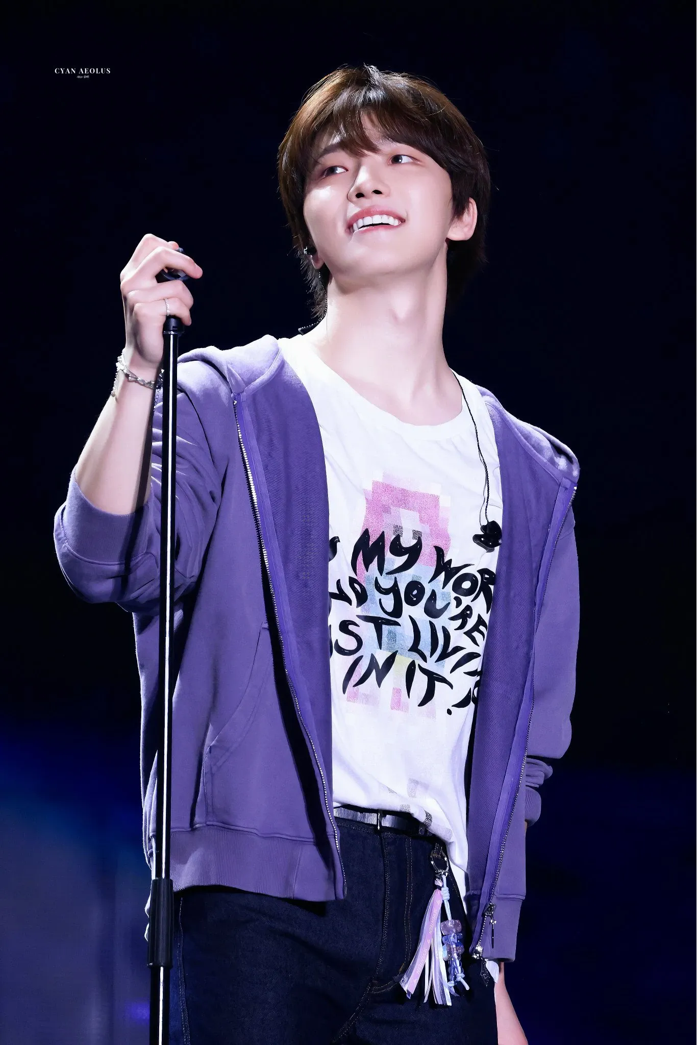 A moment captured by Dino (SEVENTEEN)'s fan