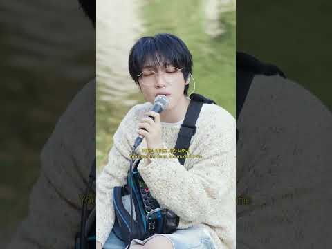 A moment captured by Jeong Sewoon's fan