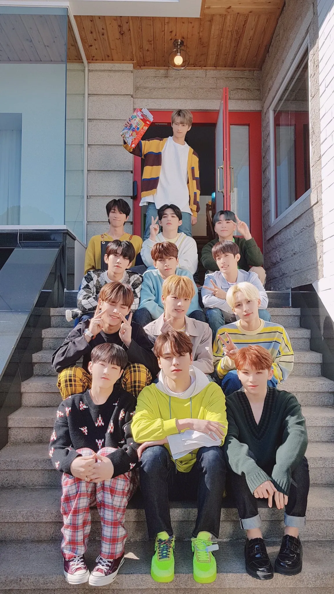 Today's most popular wallpaper in the SEVENTEEN community