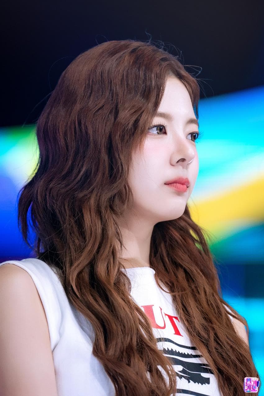 Behind-the-scenes cut of ITZY