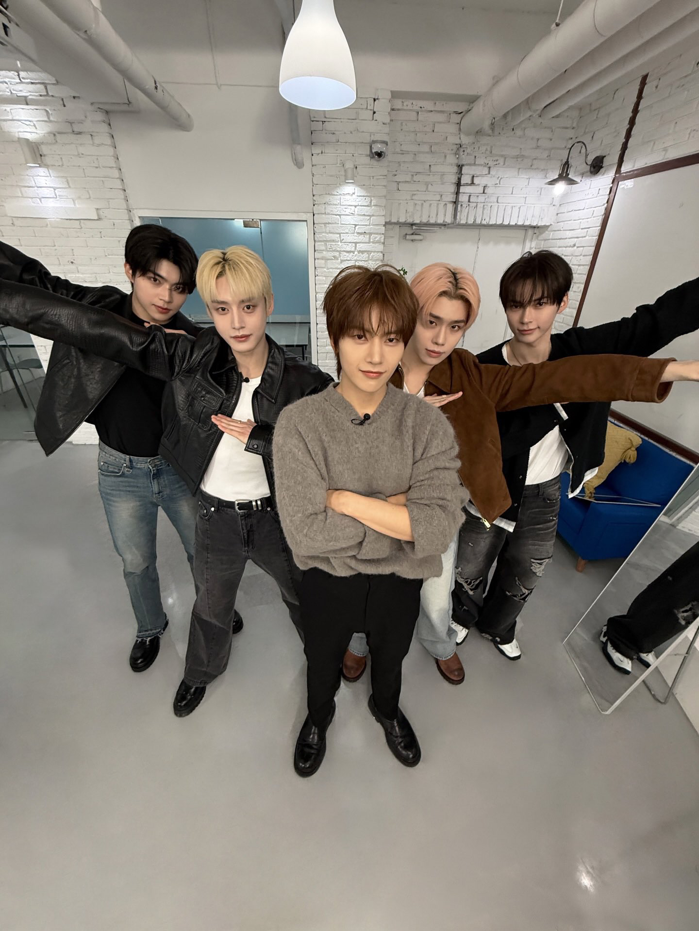 石馬修 (ZEROBASEONE)的最新照片