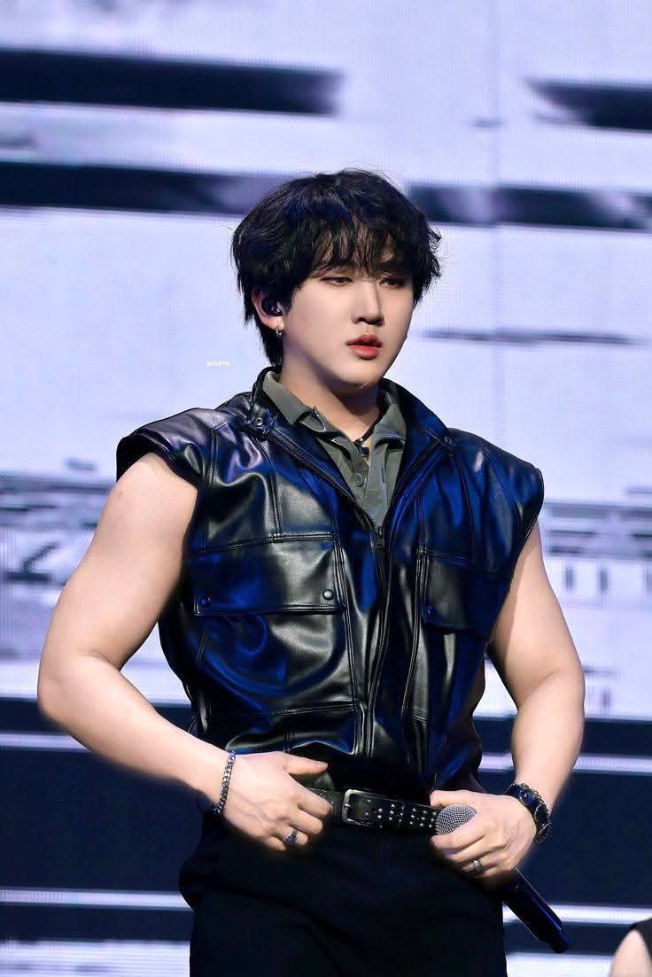 Behind-the-scenes cut of Changbin (Stray Kids)