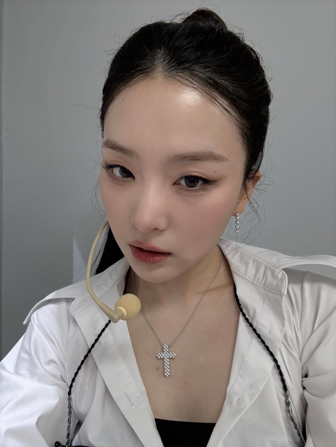 Behind-the-scenes cut of Red Velvet