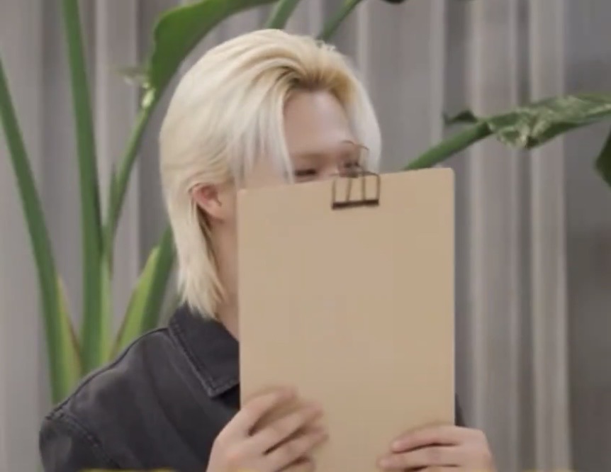 Behind-the-scenes cut of NI-KI (ENHYPEN)