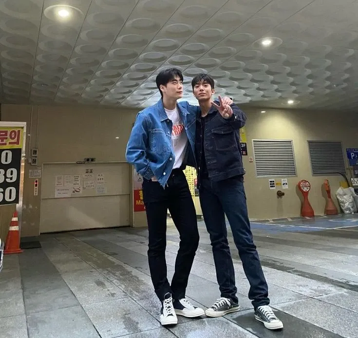 Latest photo of Moonbin (ASTRO)