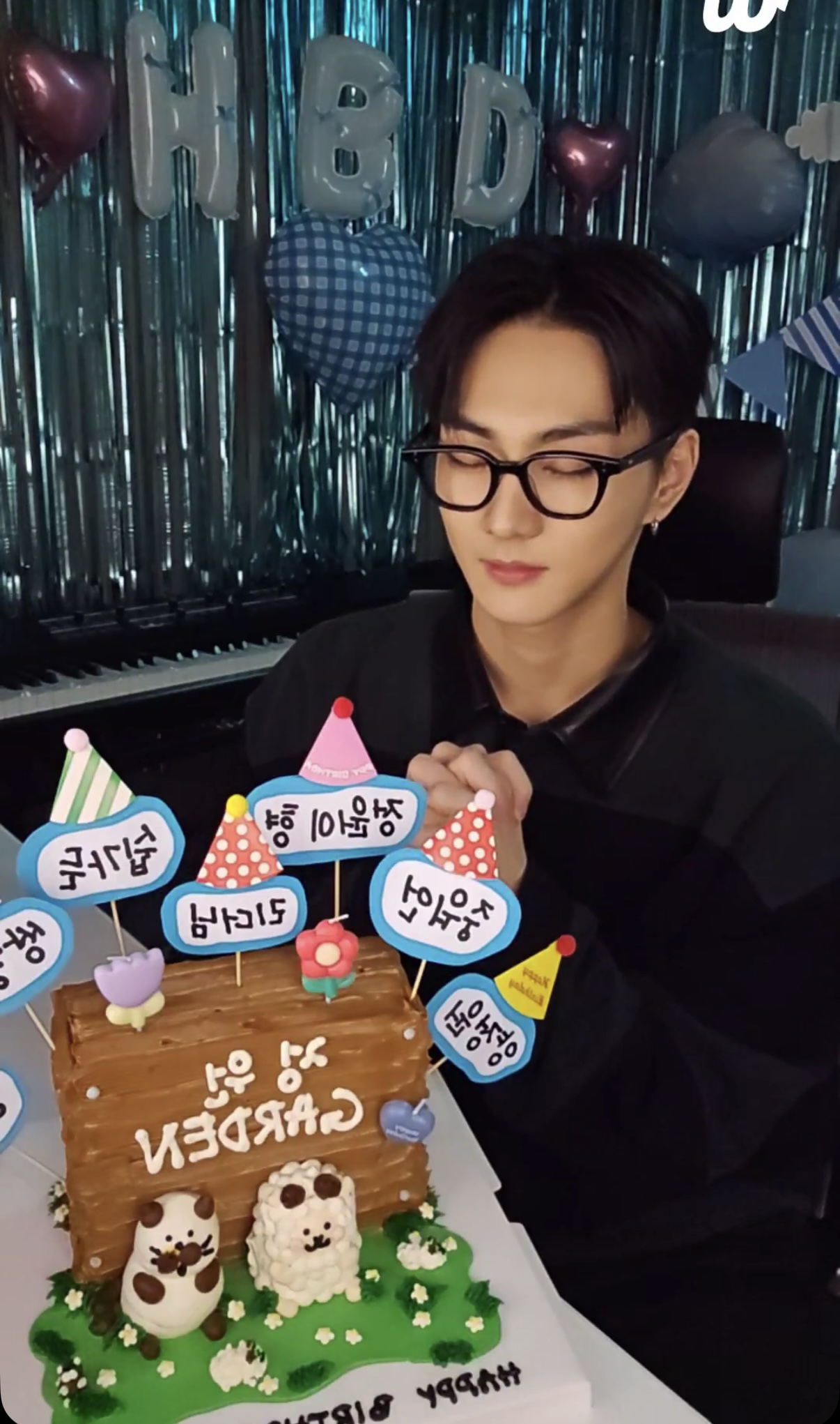 Fandom-recommended wallpaper image of Jungwon (ENHYPEN)