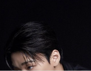 崔傘 (ATEEZ)的最新照片