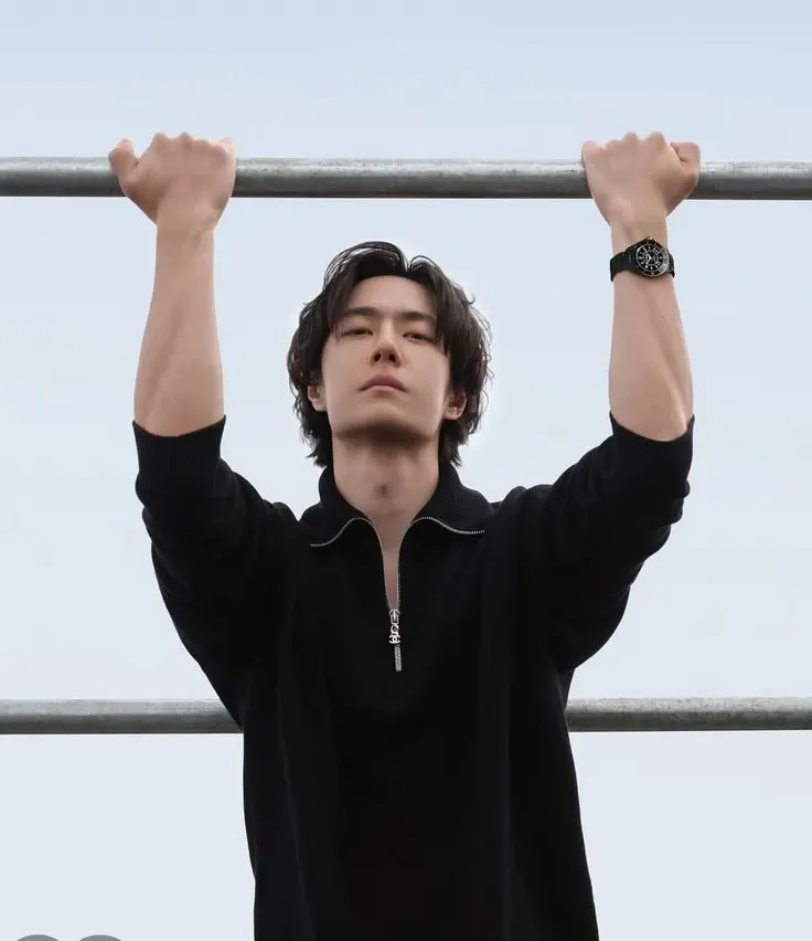 Behind-the-scenes cut of Wang Yibo