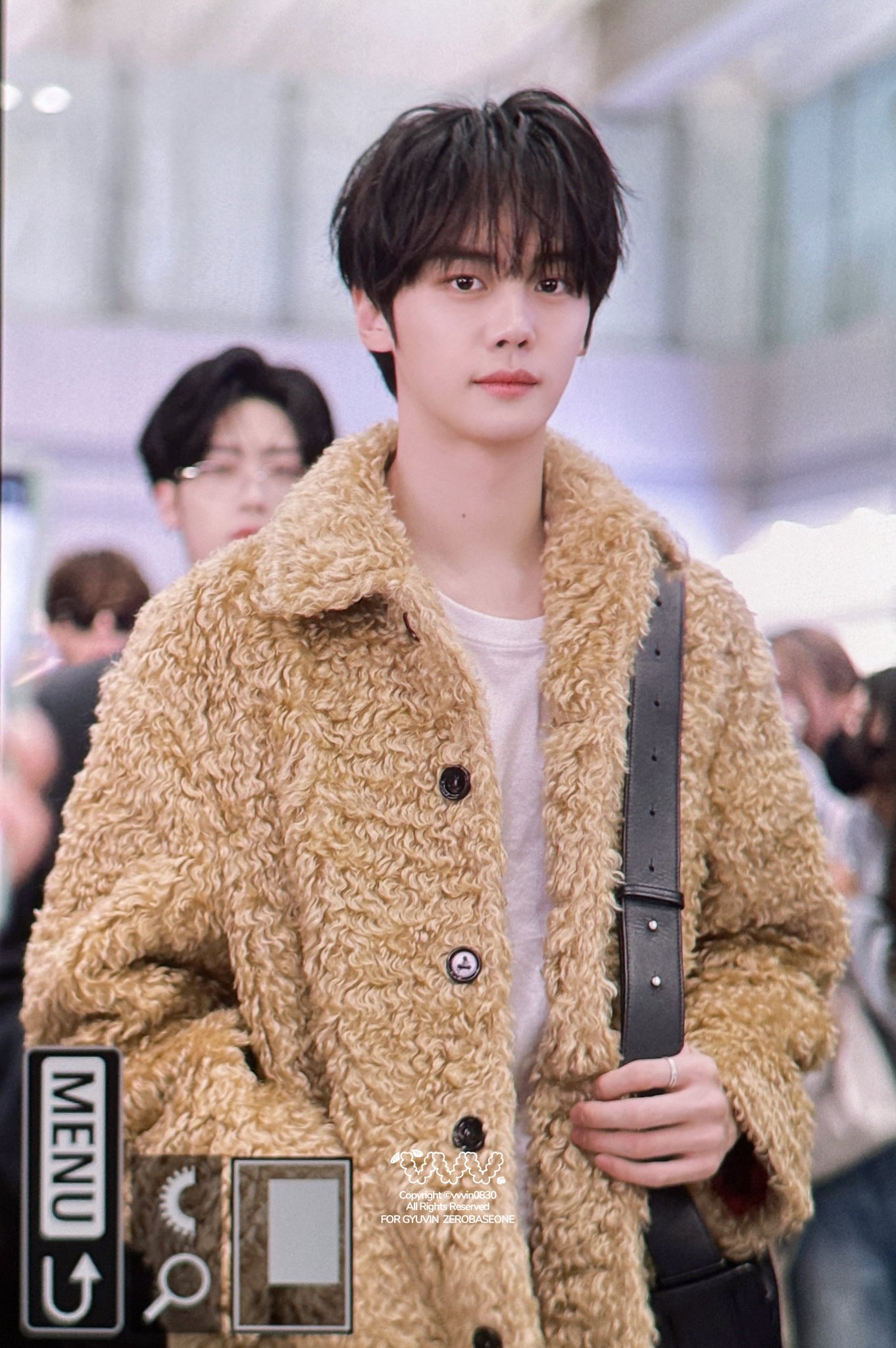 Latest photo of Kim Gyuvin (ZEROBASEONE)