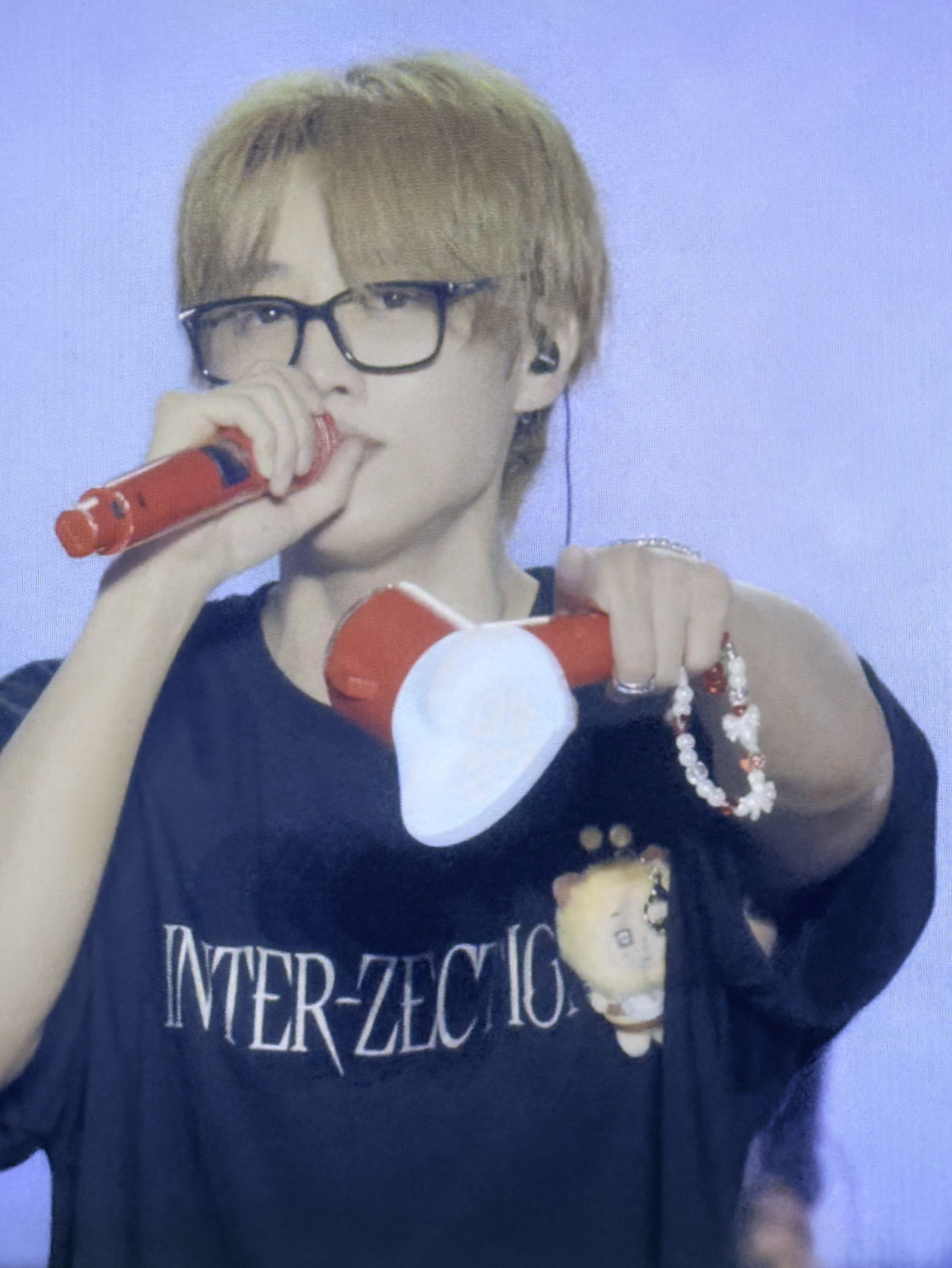 A moment captured by THE BOYZ's fan