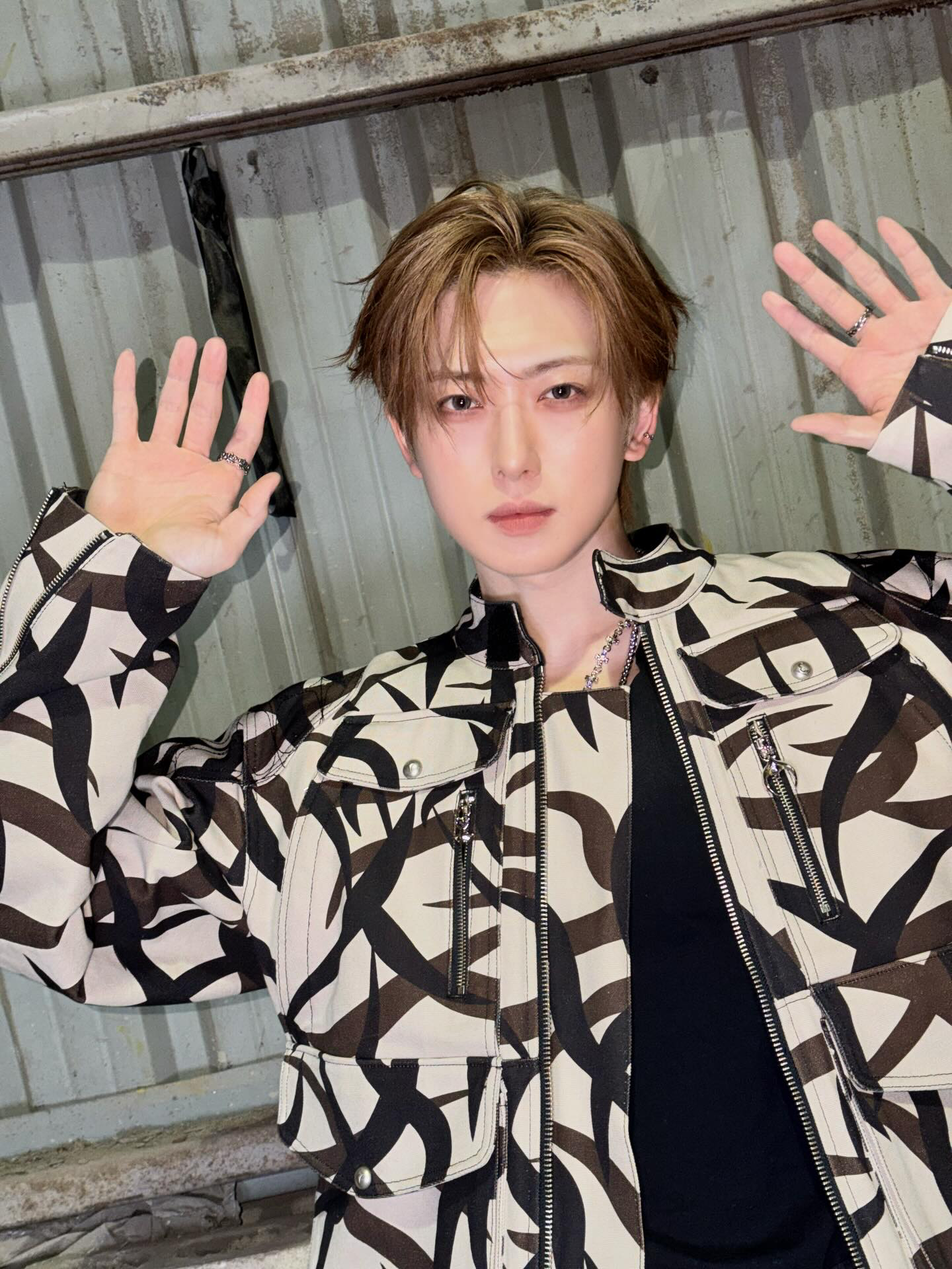 후마 (앤팀)의 최신 사진