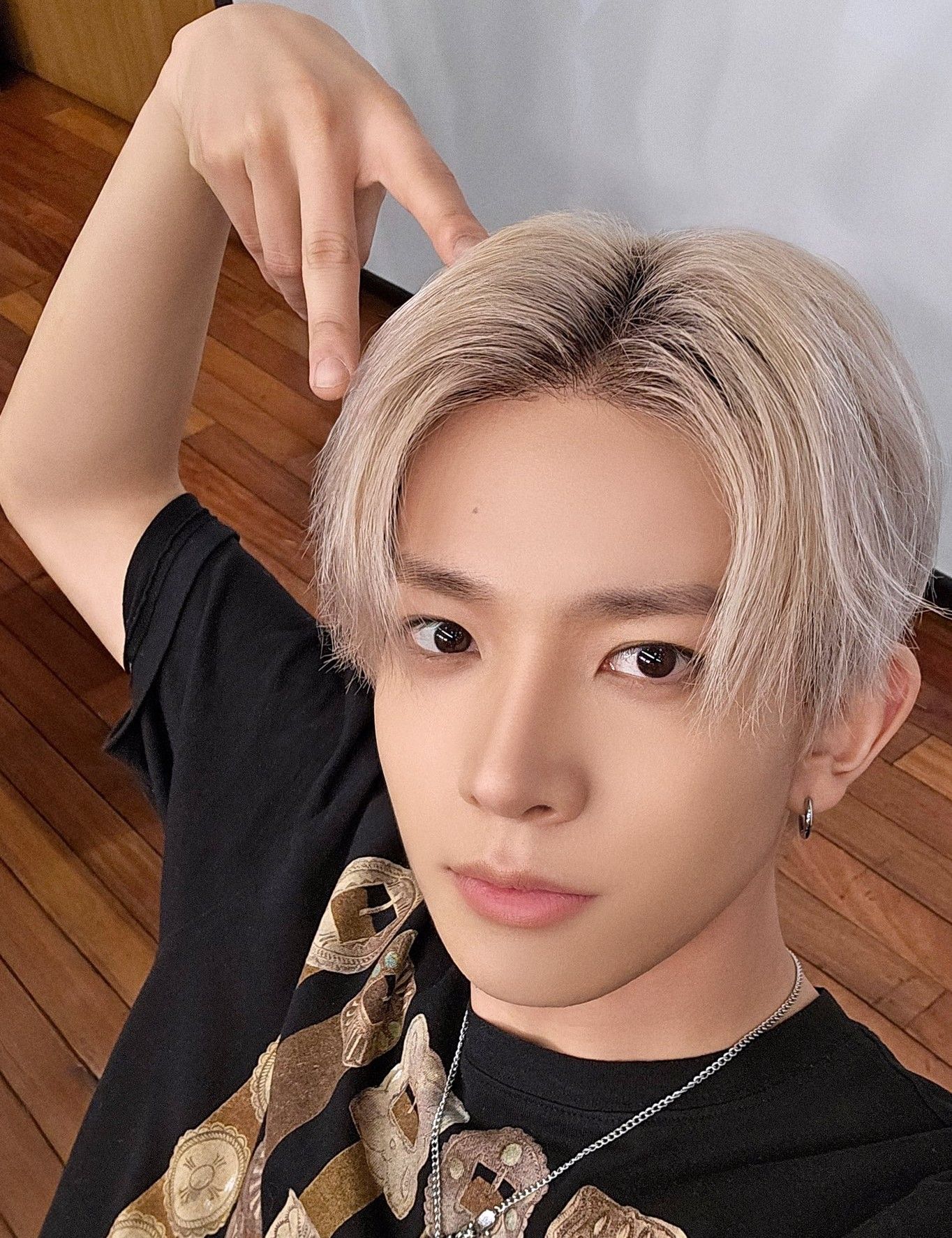 희승의 비하인드 컷