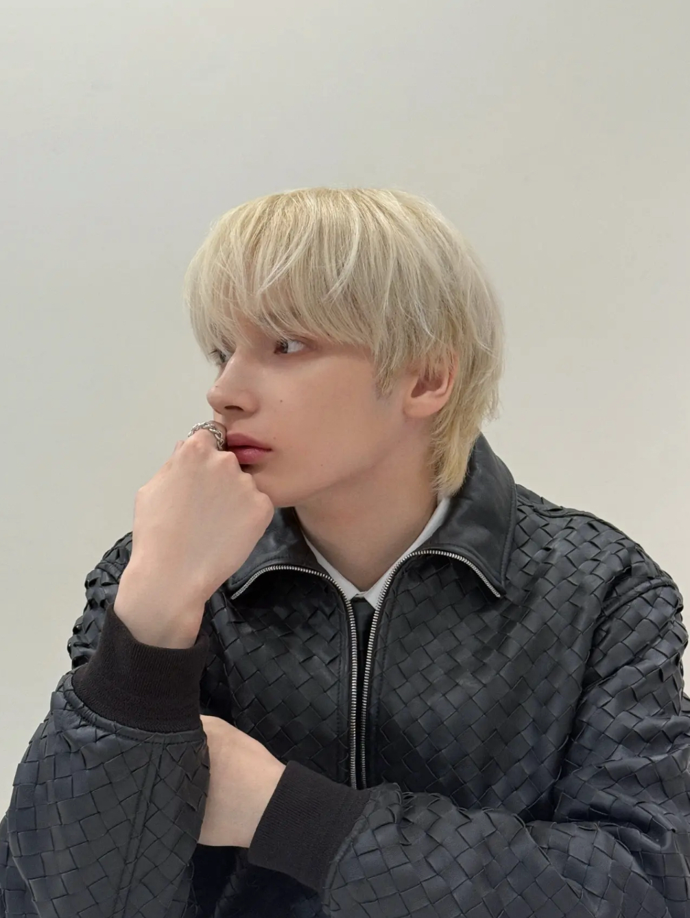 Behind-the-scenes cut of HueningKai (TOMORROW X TOGETHER)