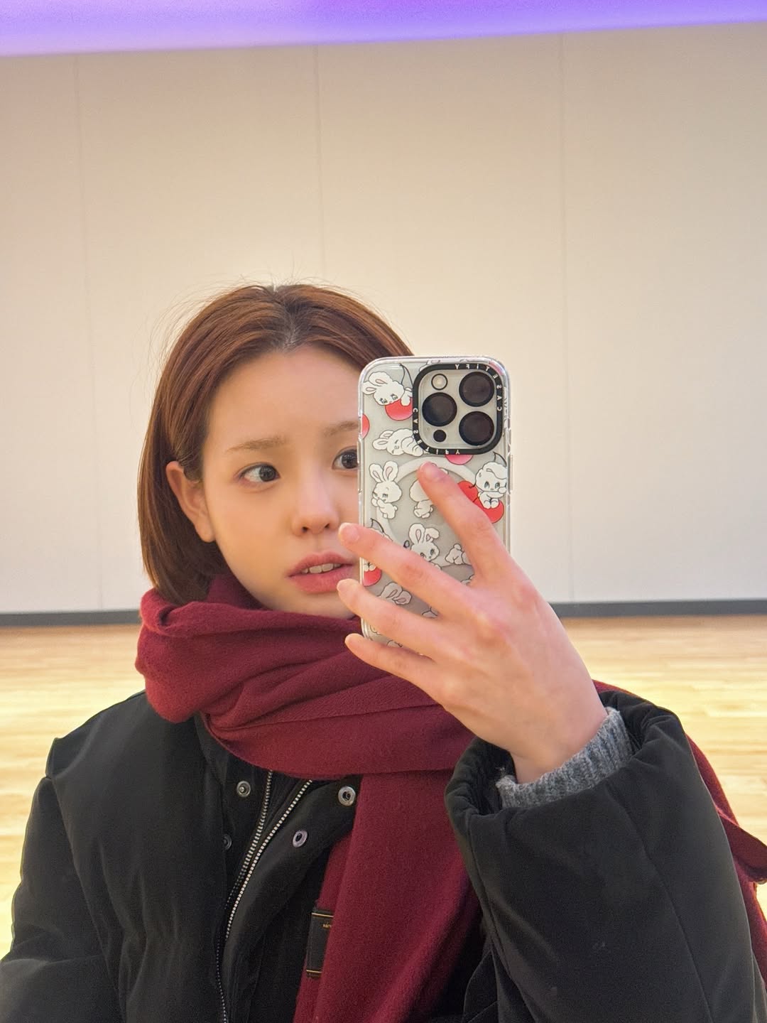 Behind-the-scenes cut of Mako (NiziU)