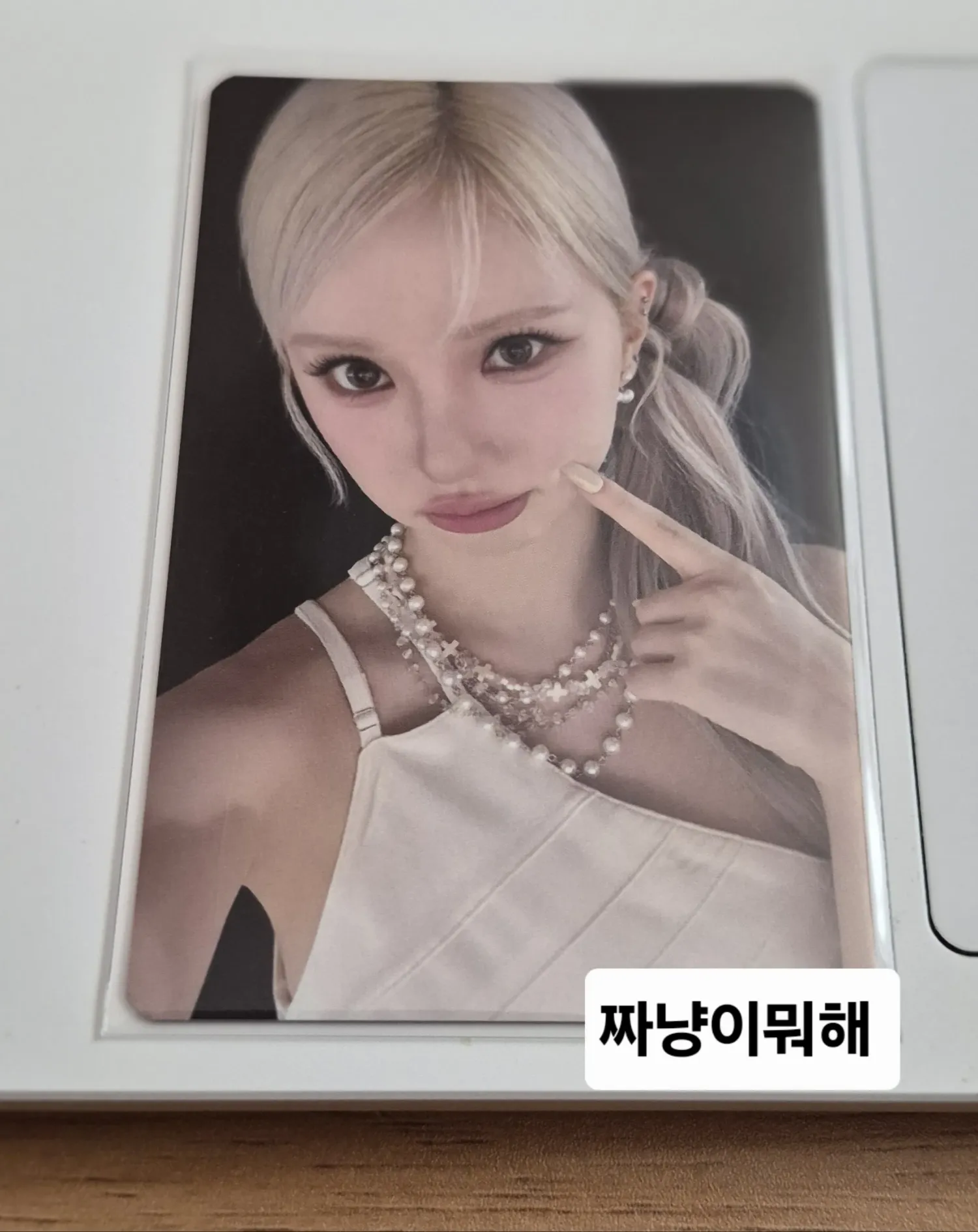 Momen yang diabadikan oleh penggemar Eunha (GFRIEND, VIVIZ)