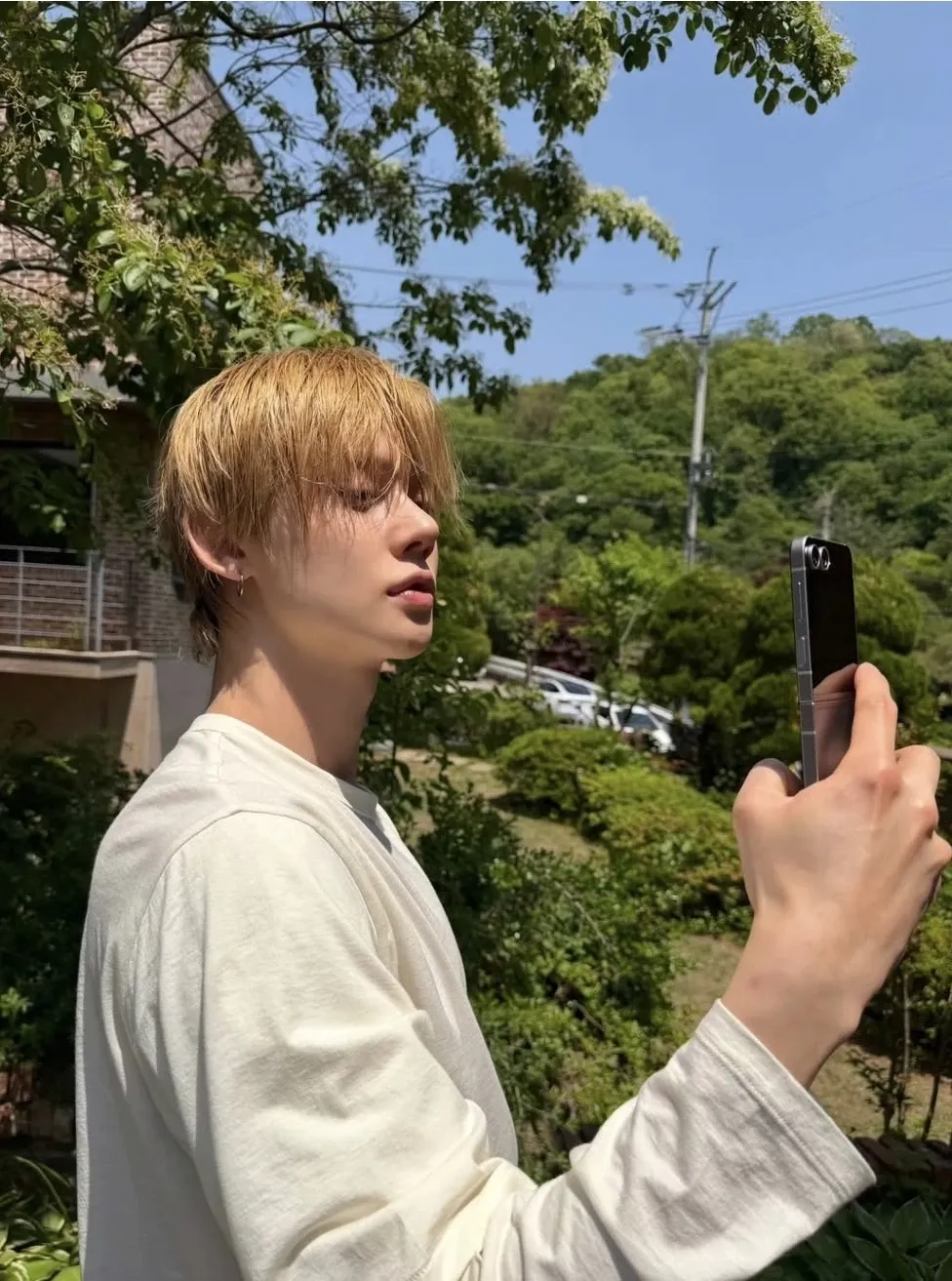 Latest photo of Yeonjun (TOMORROW X TOGETHER)