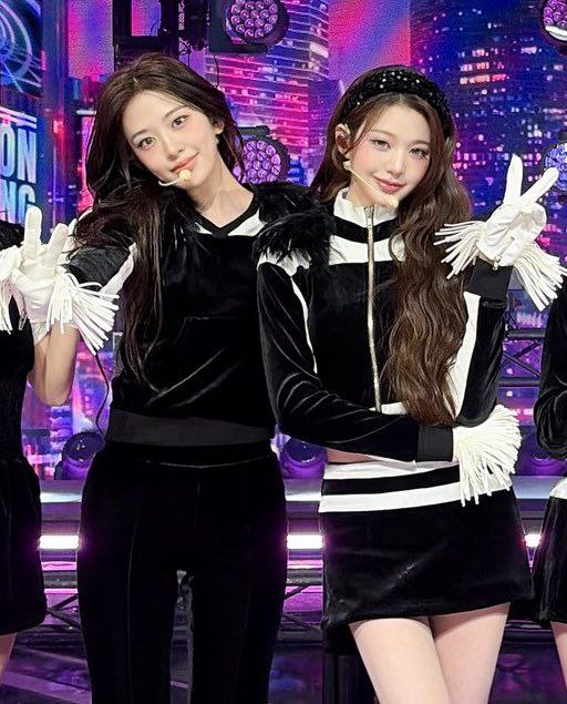 장원영 (IVE)의 비하인드 컷