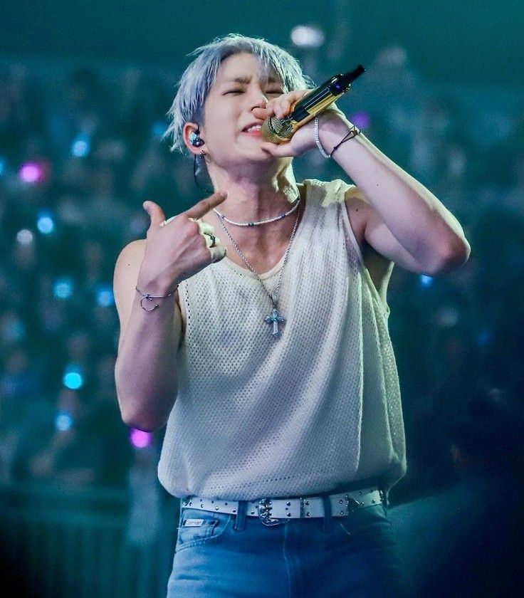 Behind-the-scenes cut of Jinjin (ASTRO)