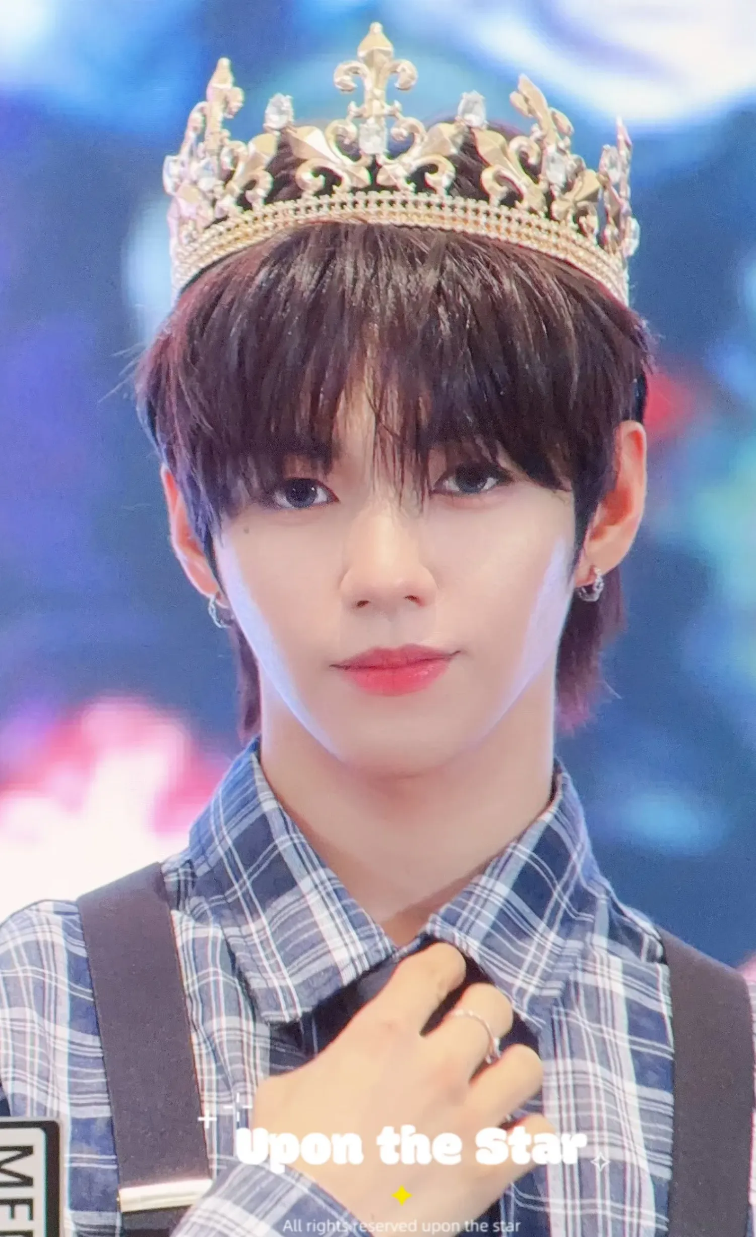 A moment captured by JL (AHOF)'s fan