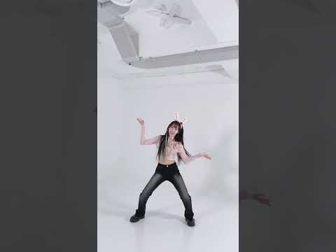 Potret di balik layar Zuu (SECRET NUMBER)