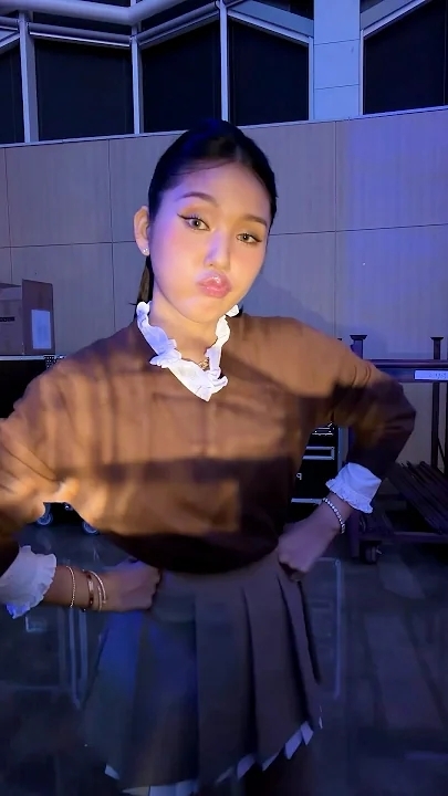 Recent activity shot of OH MY GIRL