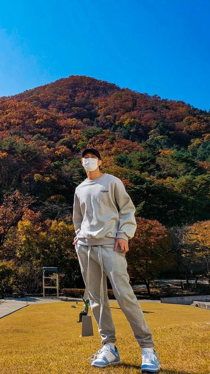 Fandom-recommended wallpaper image of RM (BTS)