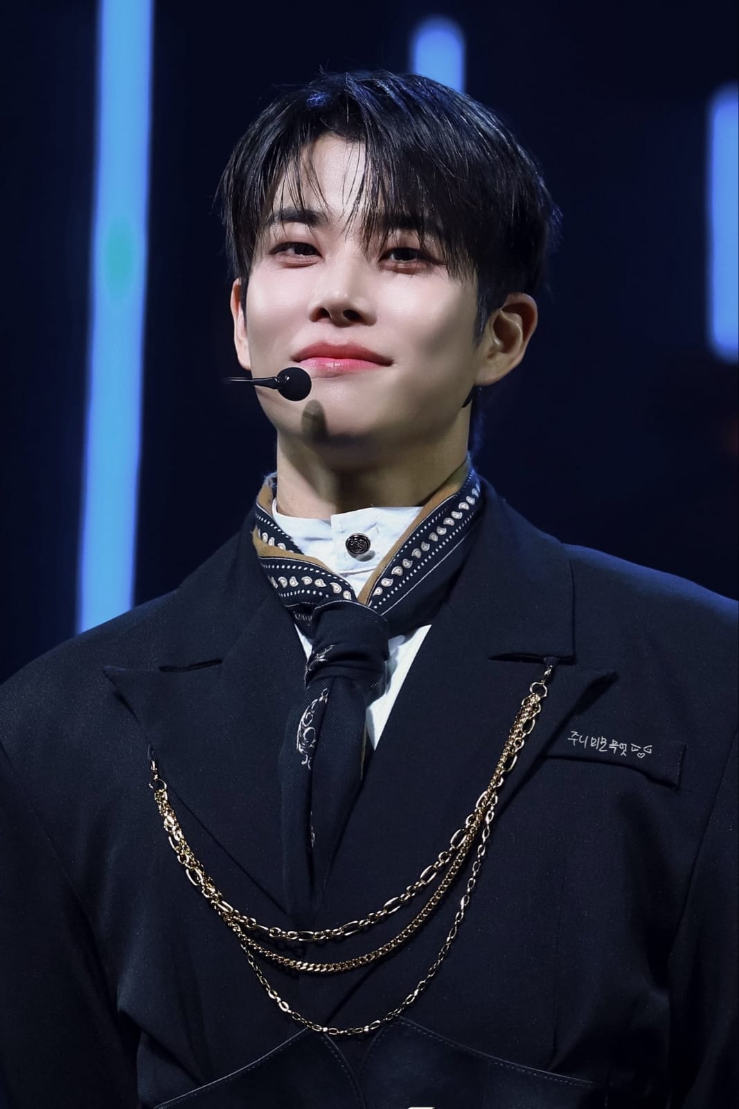 A moment captured by ASTRO's fan