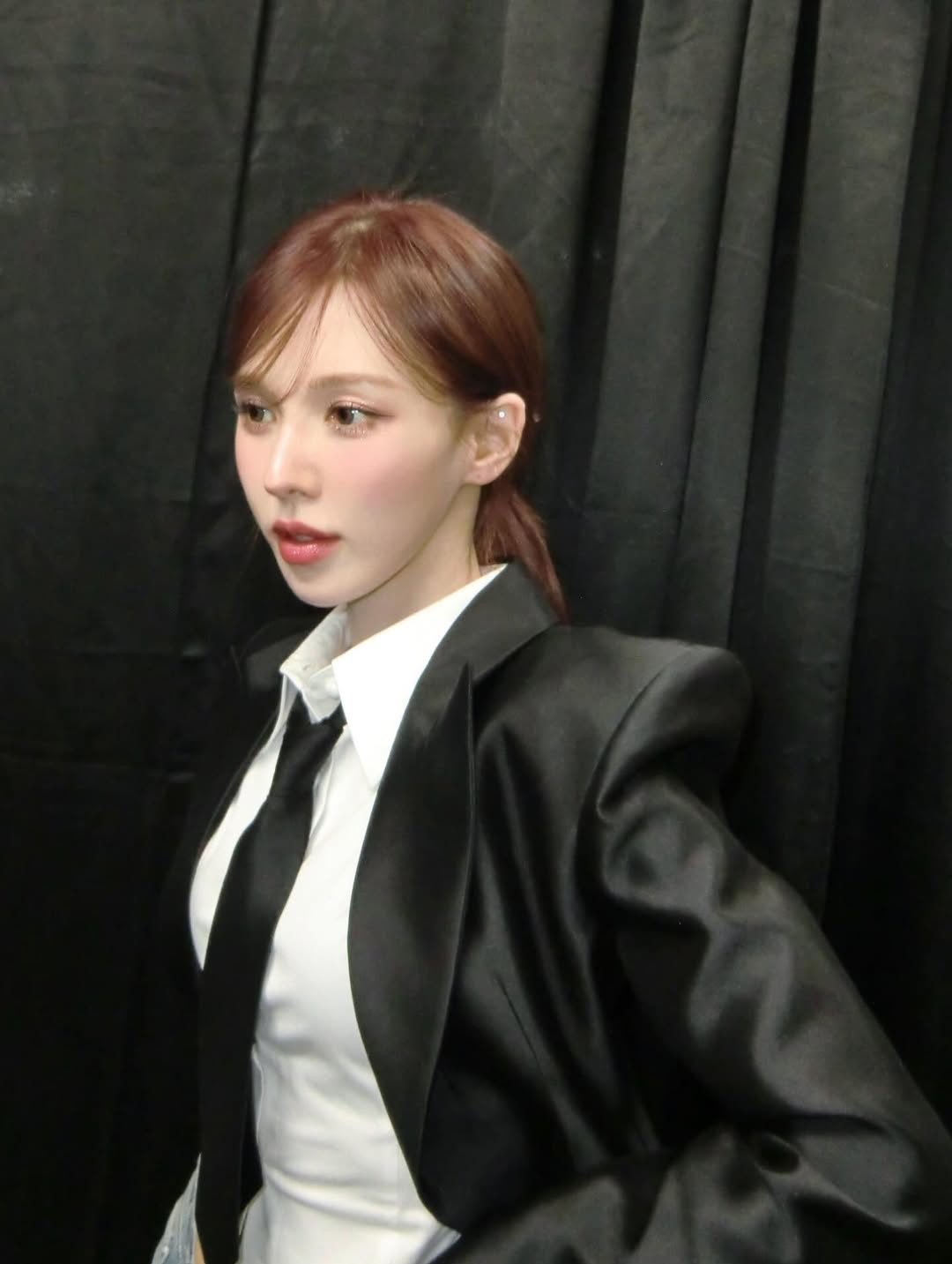 Behind-the-scenes cut of Red Velvet