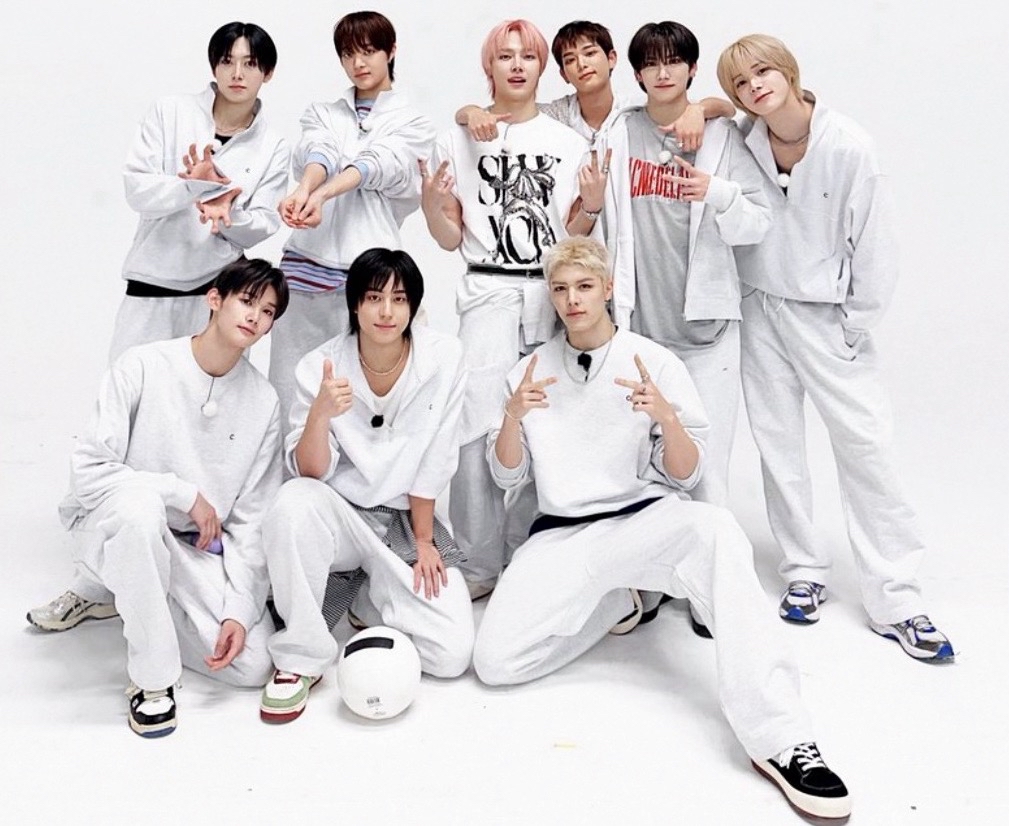 Latest photo of &TEAM